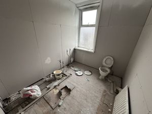 Photo 10- click for photo gallery